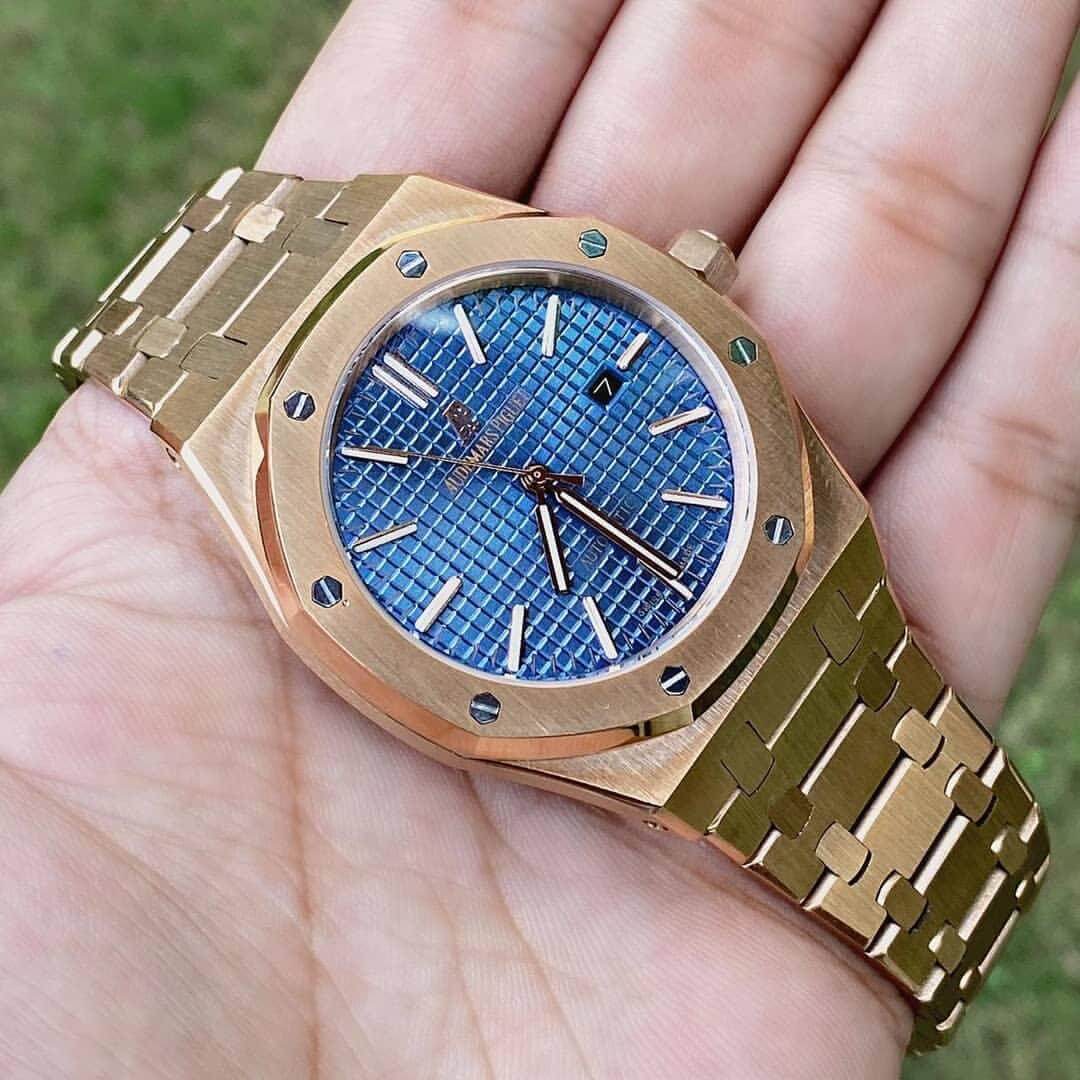 Audemars Piguet Royal Oak gold Watch Store India