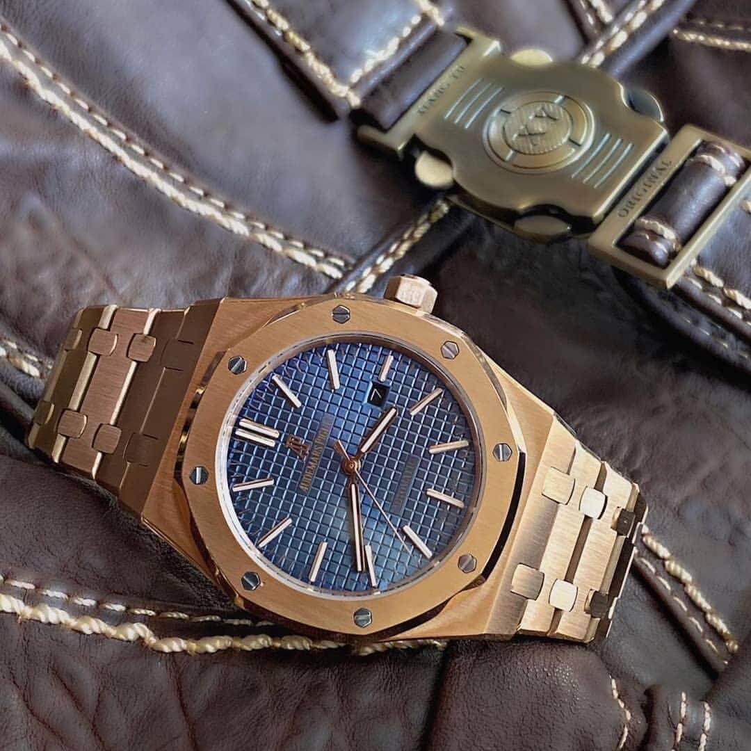 Audemars Piguet Royal Oak gold Watch Store India