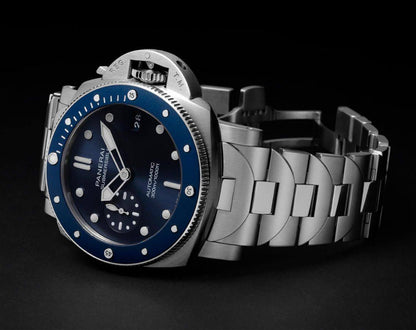 Luminor Panerai Submersible Blu Notte Watch Store India