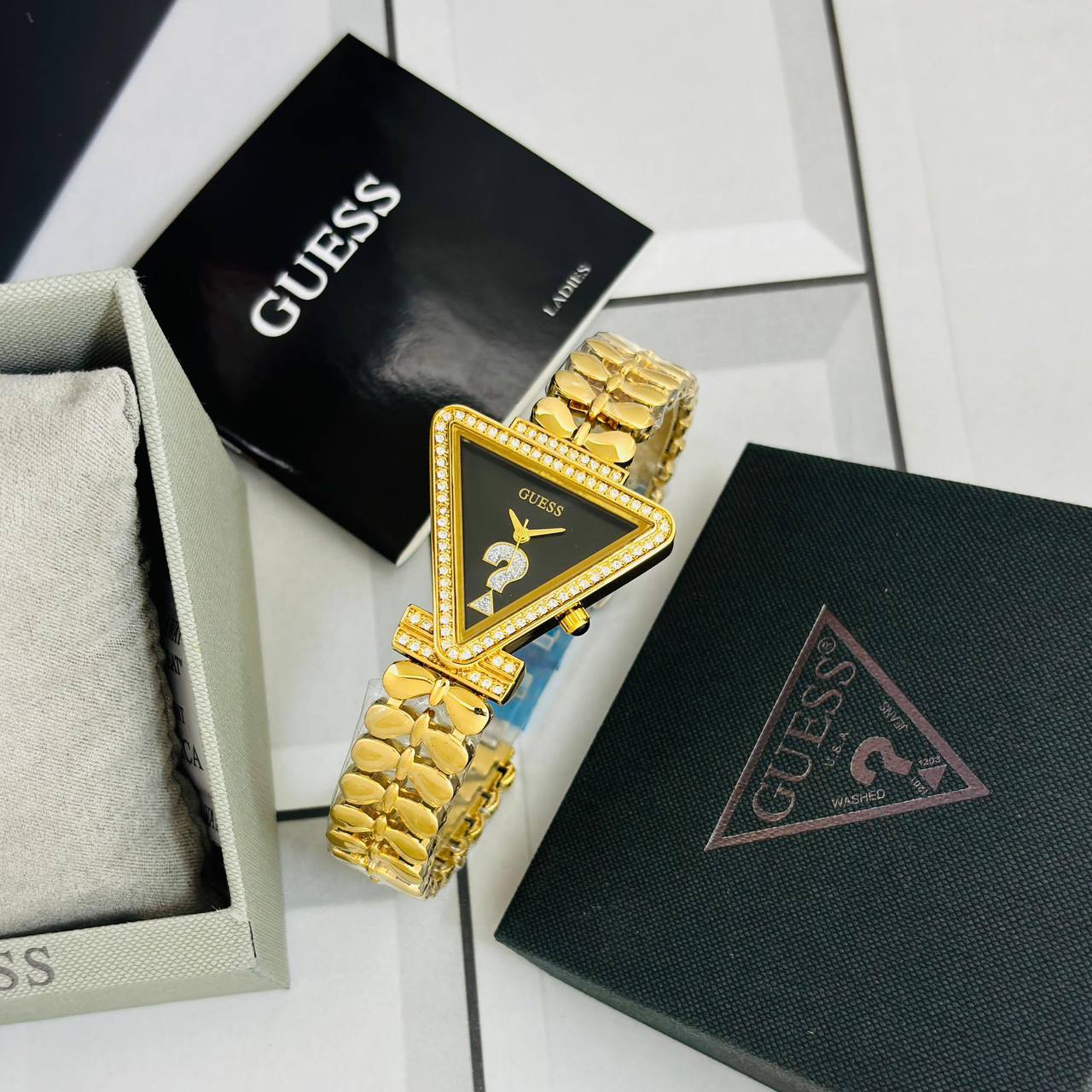 Guess Triangle Fame Watch Store India