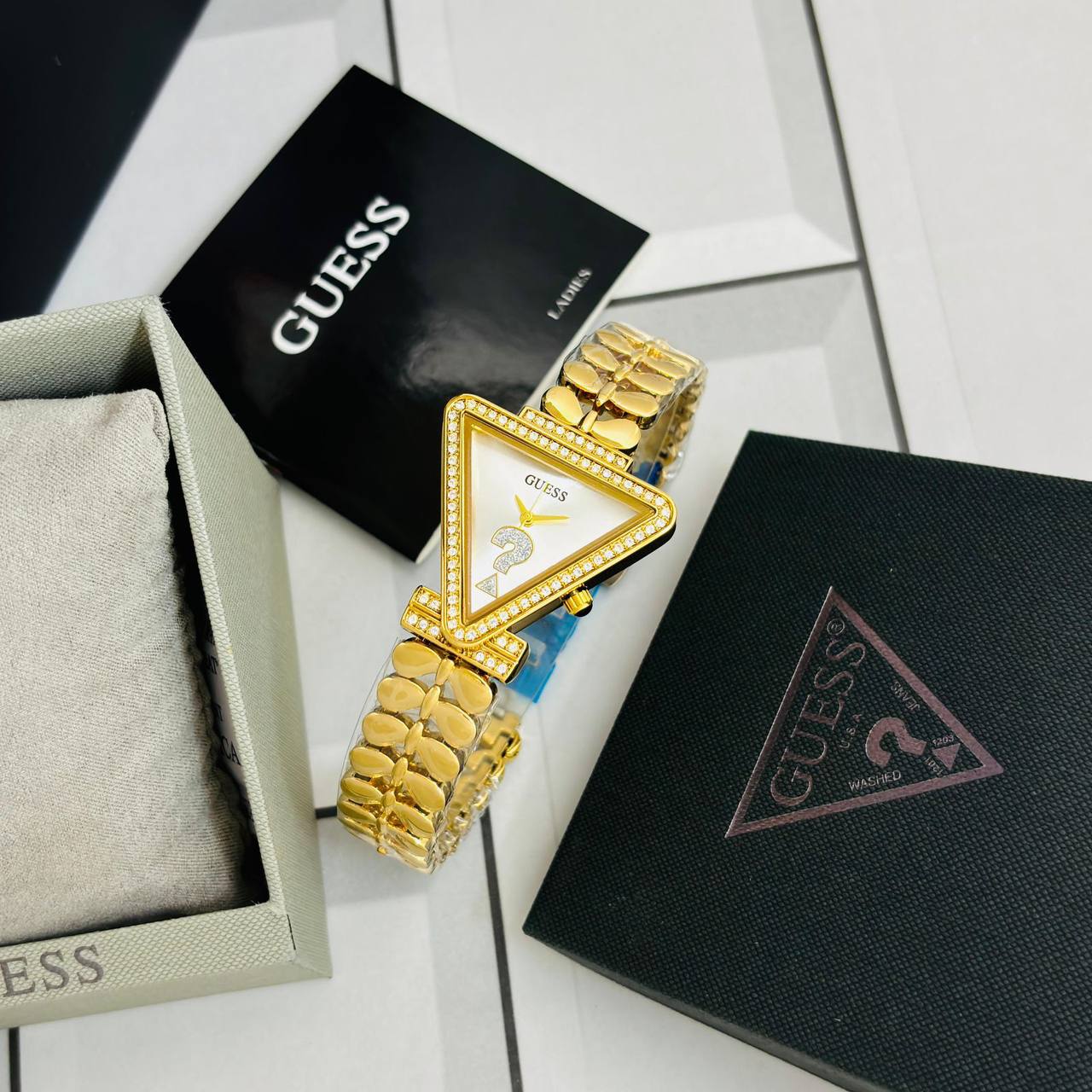 Guess Triangle Fame Watch Store India