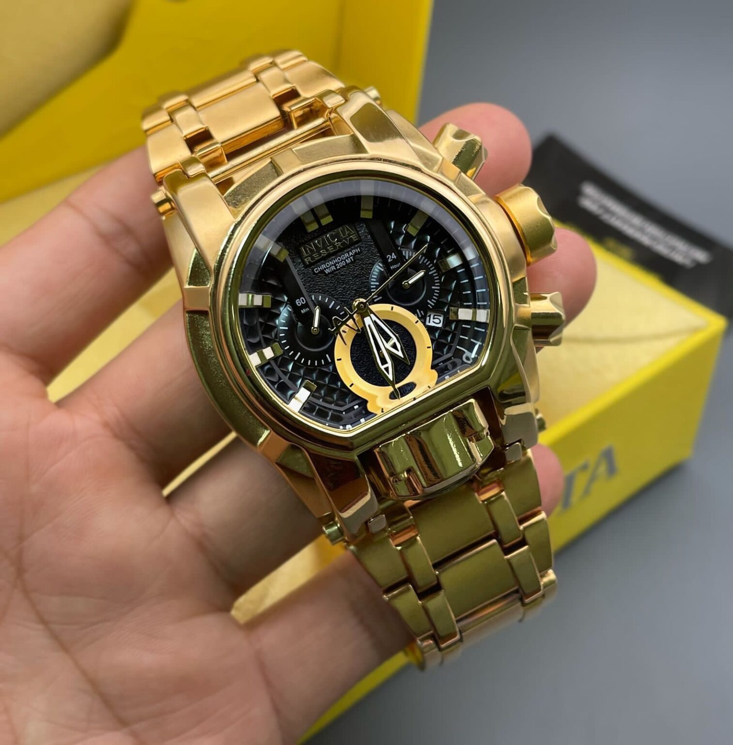 f8705732 2459 4986 8d78 a25a3ce235bb https://watchstoreindia.in/products/invicta-reserve-bolt-zeus-magnum-quartz/