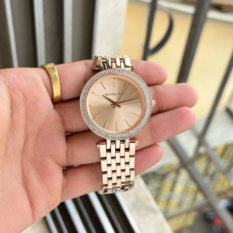 IMG 20240910 162828 676 https://watchstoreindia.in/products/michael-kors-slim-darci-mk3192/