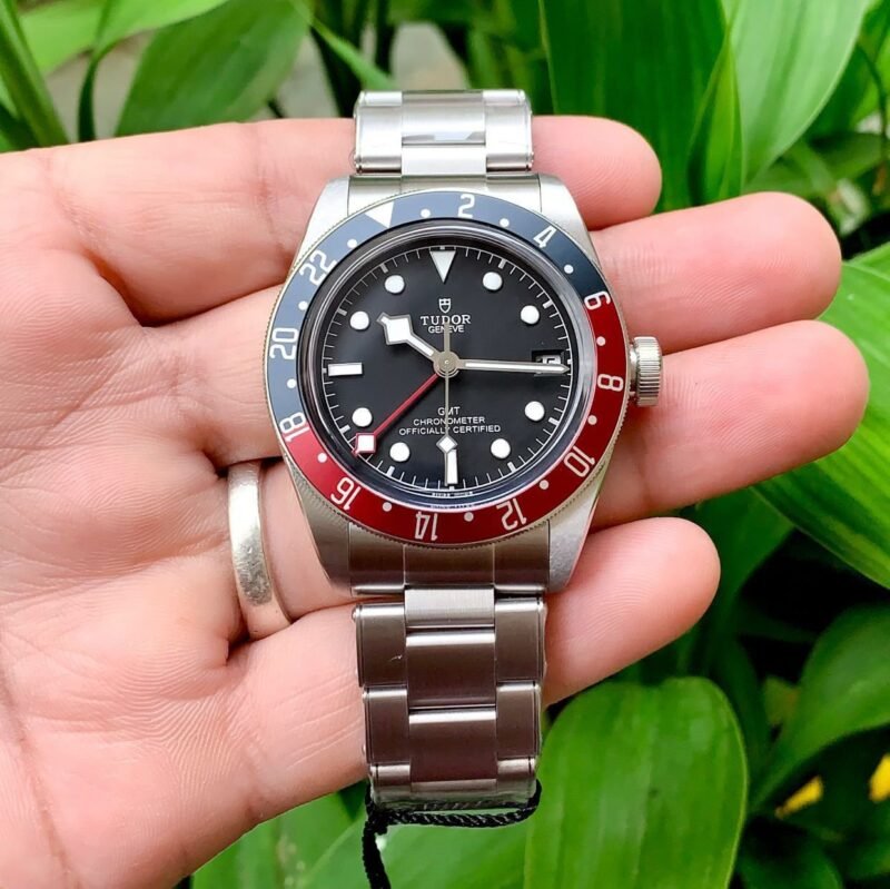 1000016657 https://watchstoreindia.in/Shop/tudor-black-bay-chrono-premium/
