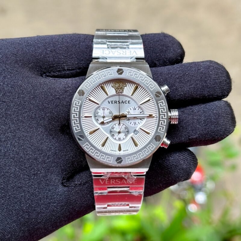 1000018718 https://watchstoreindia.in/Shop/versace-greca-logo-chronograph/
