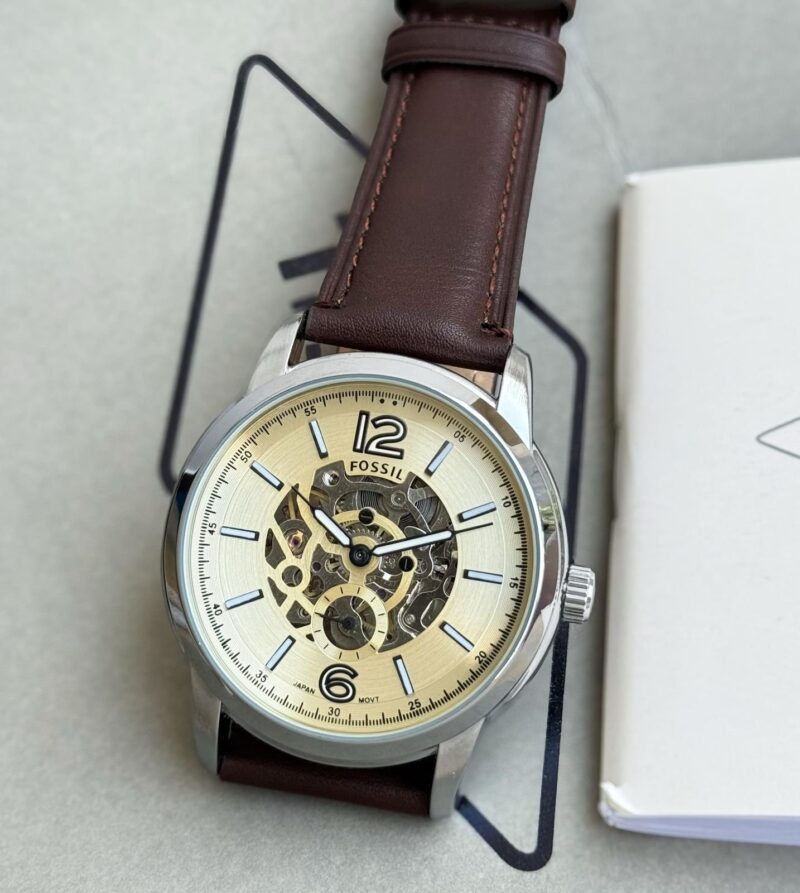 1000020983 https://watchstoreindia.in/Shop/fossil-timepiece-7aaa-premium/