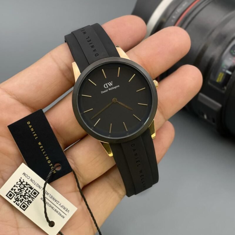 Daniel Wellington Iconic Motion